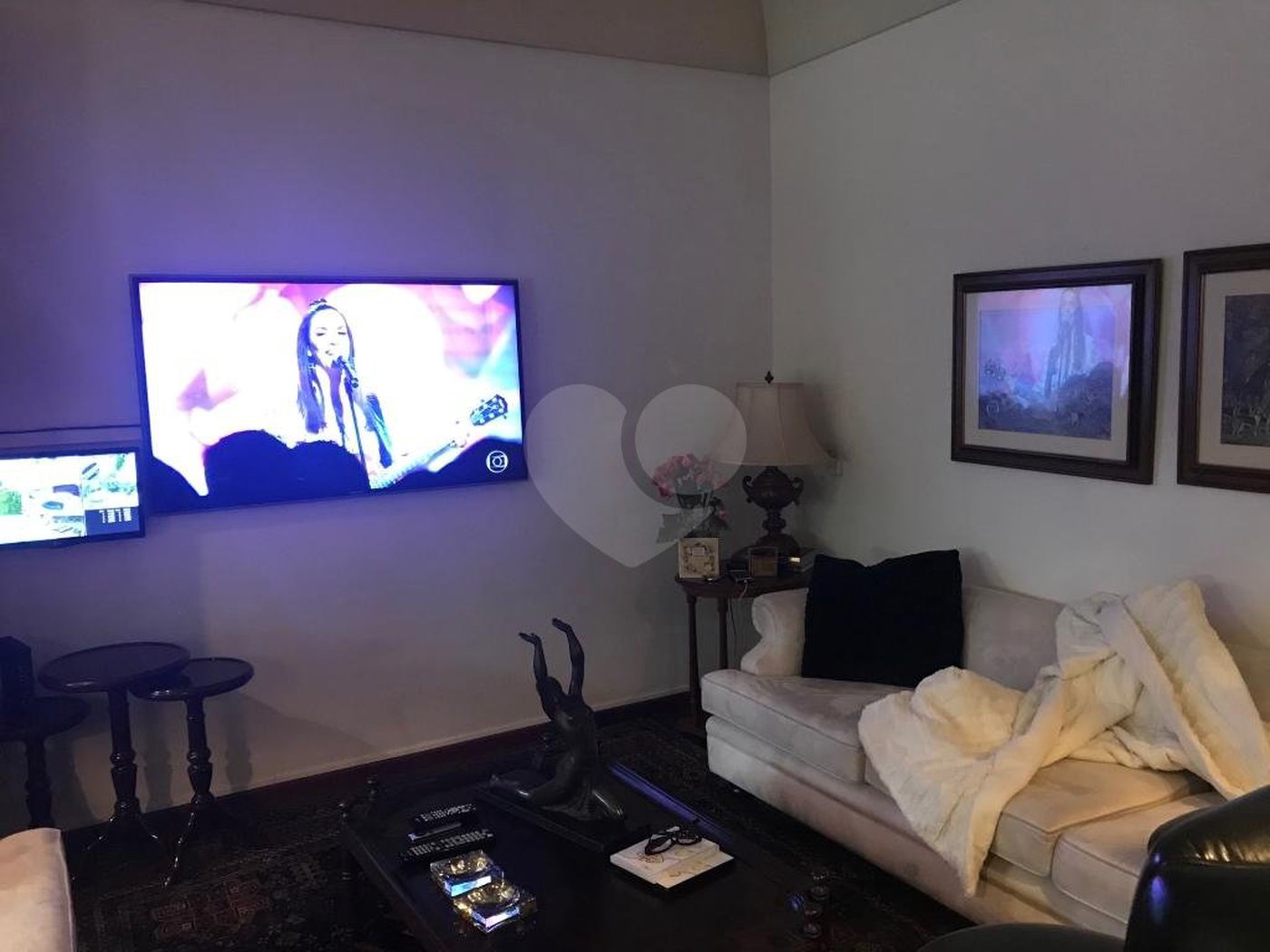 Casa à venda com 5 quartos, sendo 2 suítes,  em Jardim Everest, São Paulo, SP