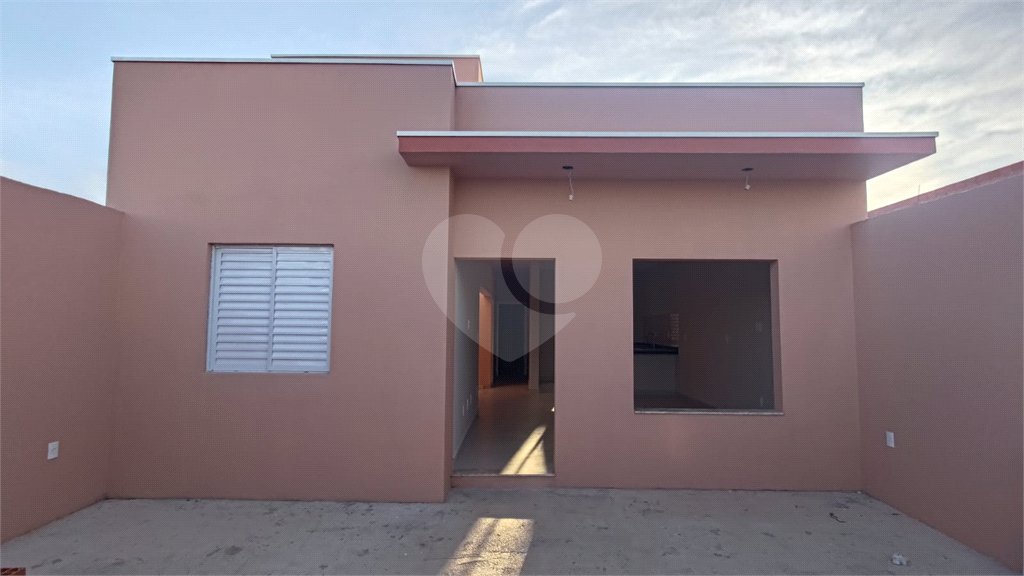 Casa à venda com 3 quartos, sendo 1 suíte, em Jardim dos Ipês, Salto, SP