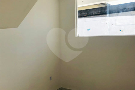 Casa à venda com 2 quartos no condomínio Residencial Turim, Mogi das Cruzes - SP