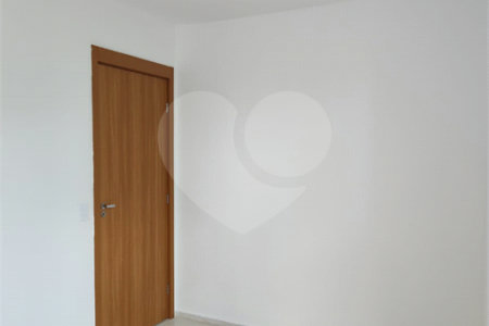 Apartamento à venda com 2 quartos em Jardim Santa Clara (vila Xavier), Araraquara, SP
