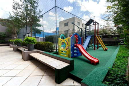 Apartamento à venda com 3 quartos, sendo 1 suíte, em Vila Hamburguesa, São Paulo, SP
