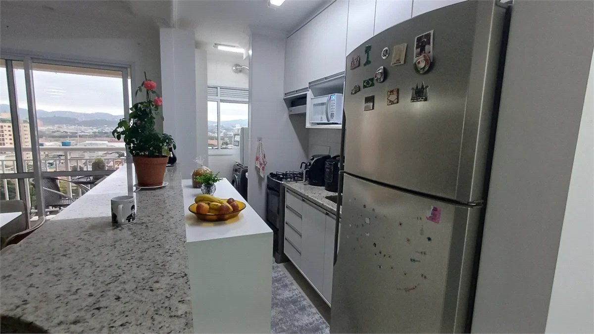 Apartamento à venda com 1 suíte em Km 18, Osasco, SP