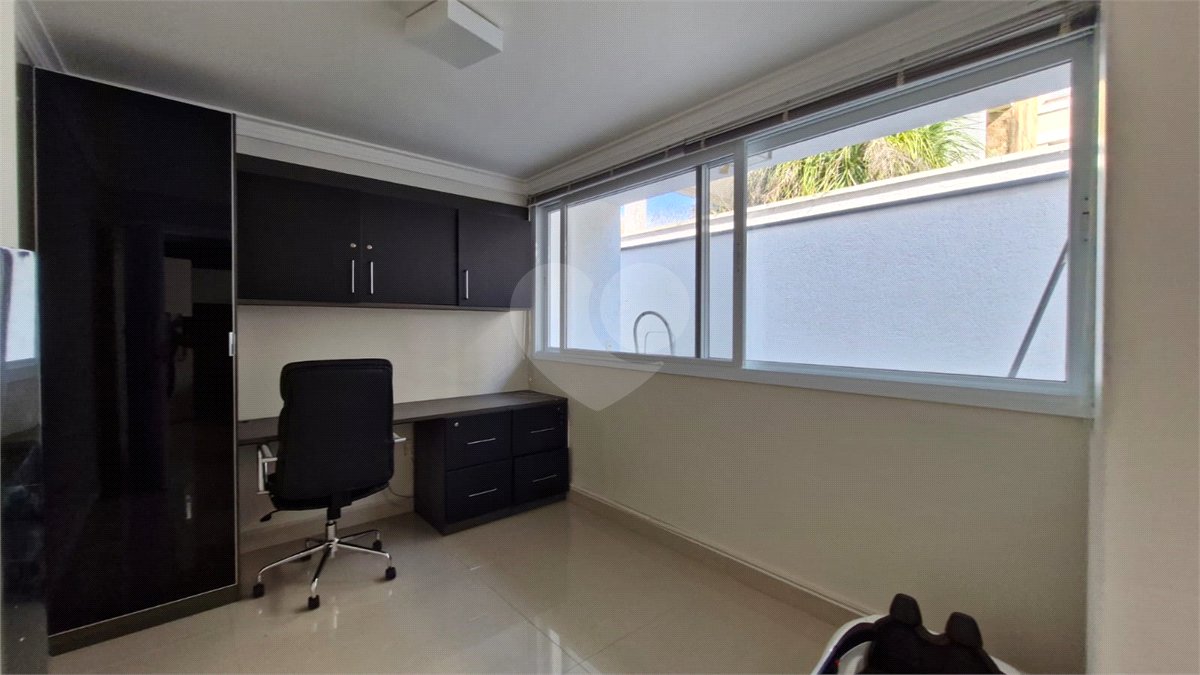 Casa à venda ou para alugar com 5 quartos, sendo 4 suítes, no condomínio Shamballa II, Atibaia - SP
