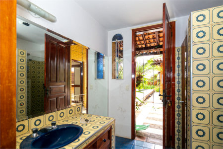 Casa à venda com 4 quartos, sendo 1 suíte, em Jardim Marajoara, São Paulo, SP