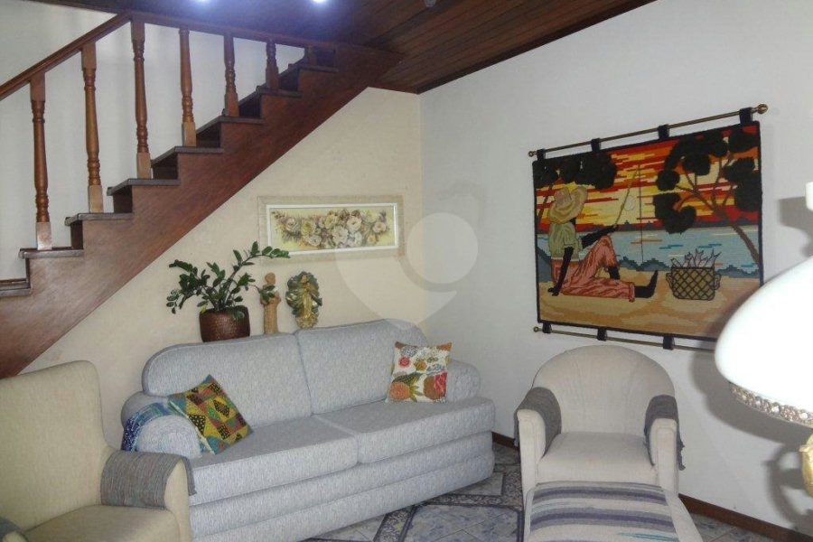Sobrado à venda com 5 quartos, sendo 1 suíte, em Santana, São Paulo, SP