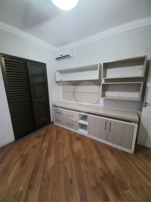 Apartamento à venda com 3 quartos, sendo 1 suíte, em Urbanova Vi, São José dos Campos, SP