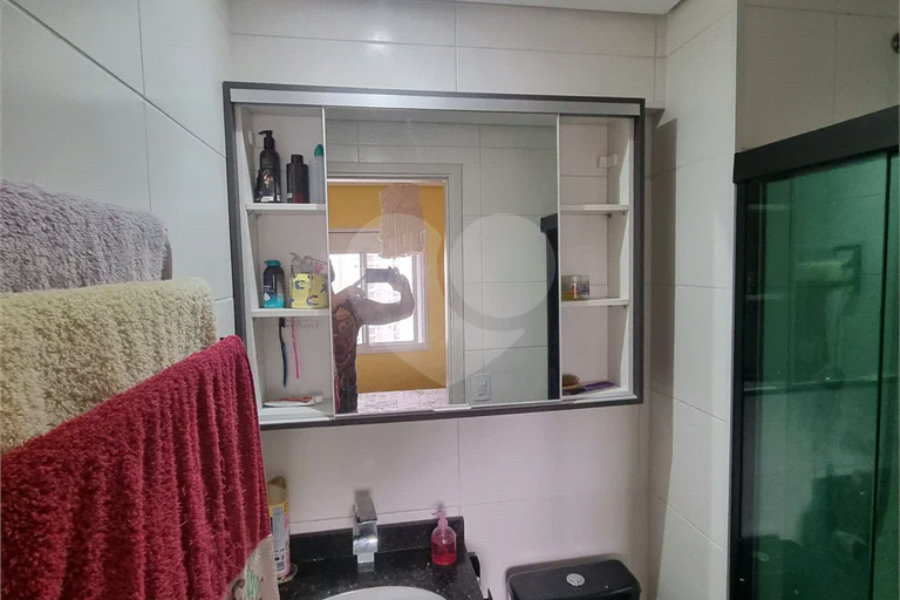 Apartamento em cobertura na Vila Prudente com 2 dormitórios, 1 suíte, 2 sacadas e hidromassagem.