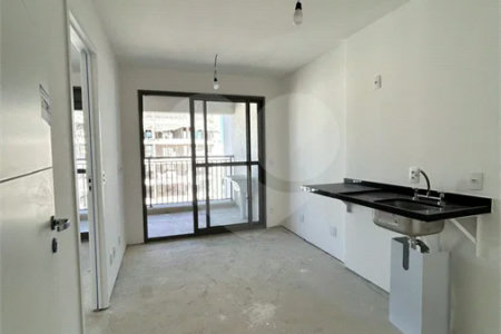 Apartamento com 36,20 m2 - 1 dorm - a 50 metros da PUC (Perdizes)