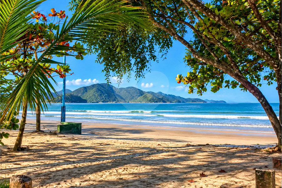 Apartamento à venda com 2 quartos, sendo 1 suíte, em Lagoinha, Ubatuba, SP
