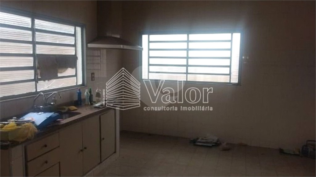 Casa térrea com 2 dormitórios.