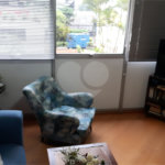 Apartamento de 2 quartos à venda perto do Metrô Paraíso! Excelente localização!