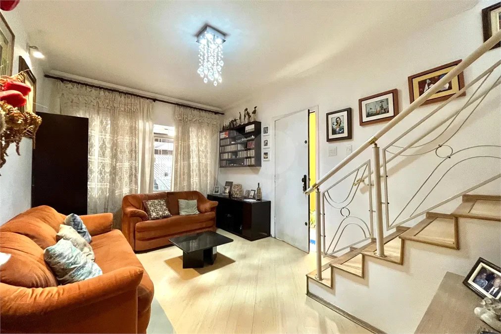 Casa à venda com 160m², 3 quartos e 2 vagas