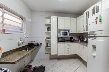 Sobrado na Saúde c/133m2 - 3 Quartos/1 Suíte/2 Vagas paralelas na garagem