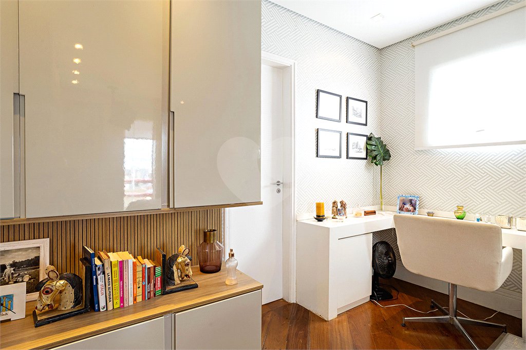 Apartamento à venda com 3 suítes em Vila Mascote, São Paulo, SP