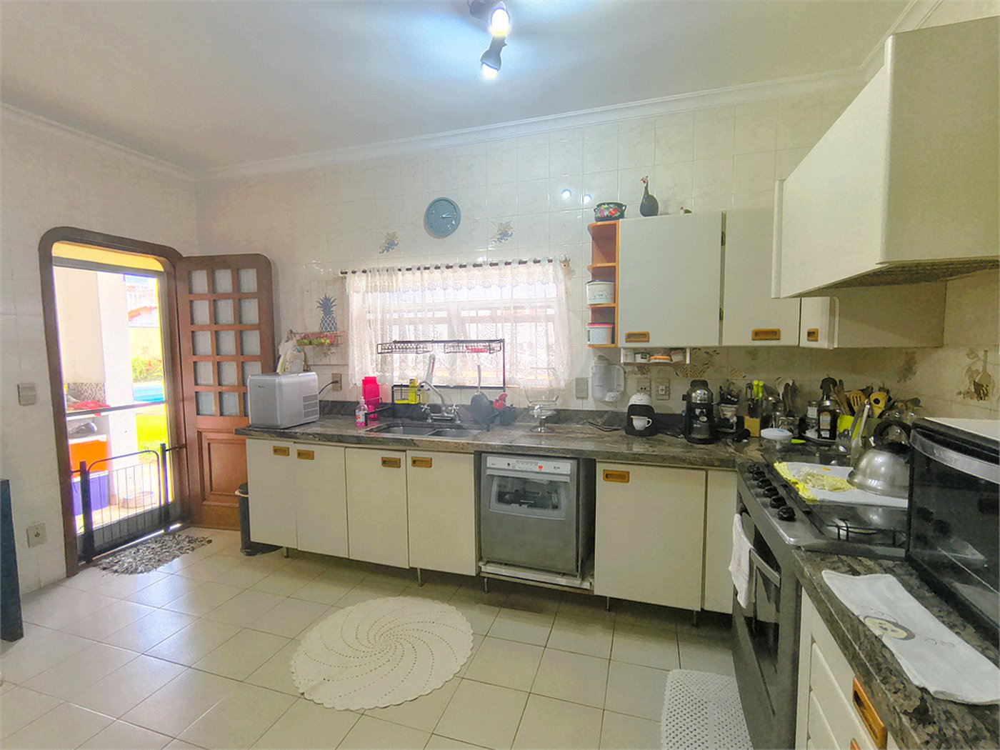 Casa à venda com 5 quartos, sendo 4 suítes, em Jardim Dom Bosco, Indaiatuba, SP