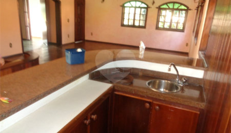 Casa à venda com 5 quartos, sendo 3 suítes, em Vila Esperia ou Giglio, Atibaia, SP