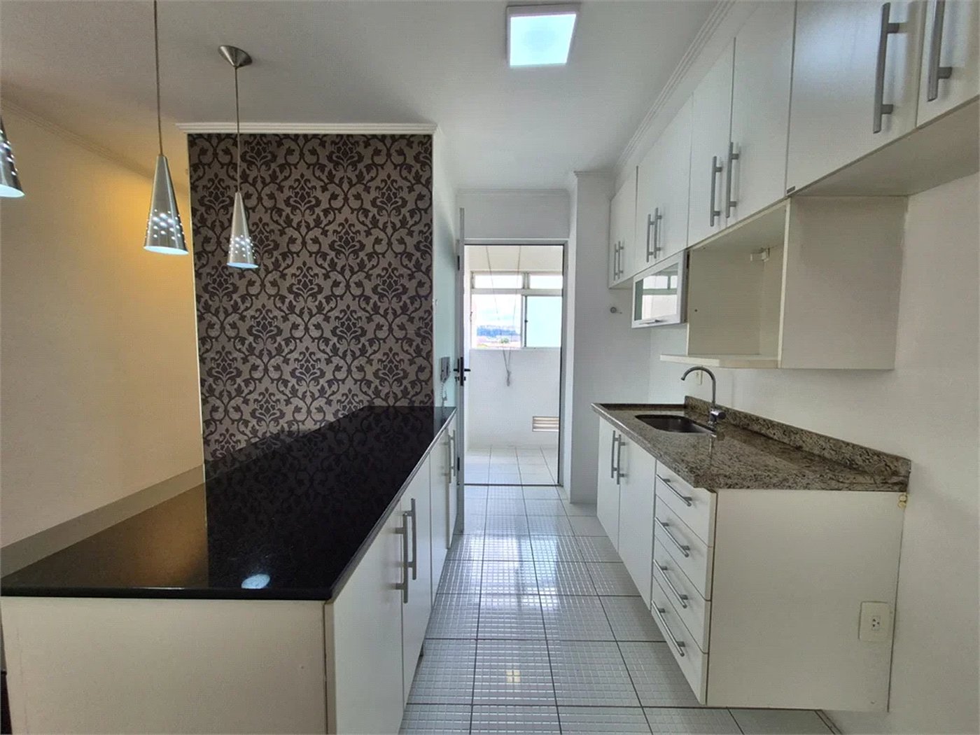 Apartamento à venda com 2 quartos em Vila Anastácio, São Paulo, SP