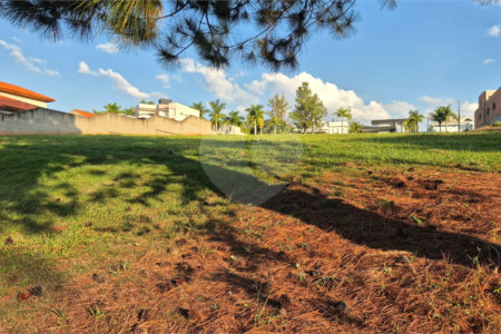 Terreno à venda no condomínio Vivenda do Lago, Sorocaba - SP