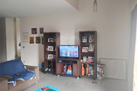 Casa à venda com 5 quartos, sendo 1 suíte, em Vila Japi II, Jundiaí, SP