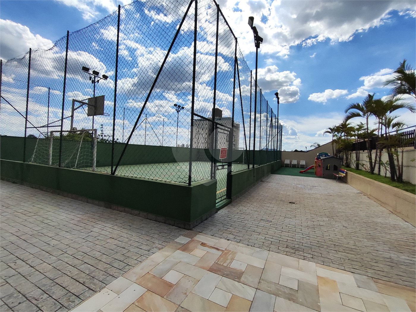 Apartamento à venda com 3 quartos, sendo 1 suíte,  em Vila Ester (zona Norte), São Paulo, SP