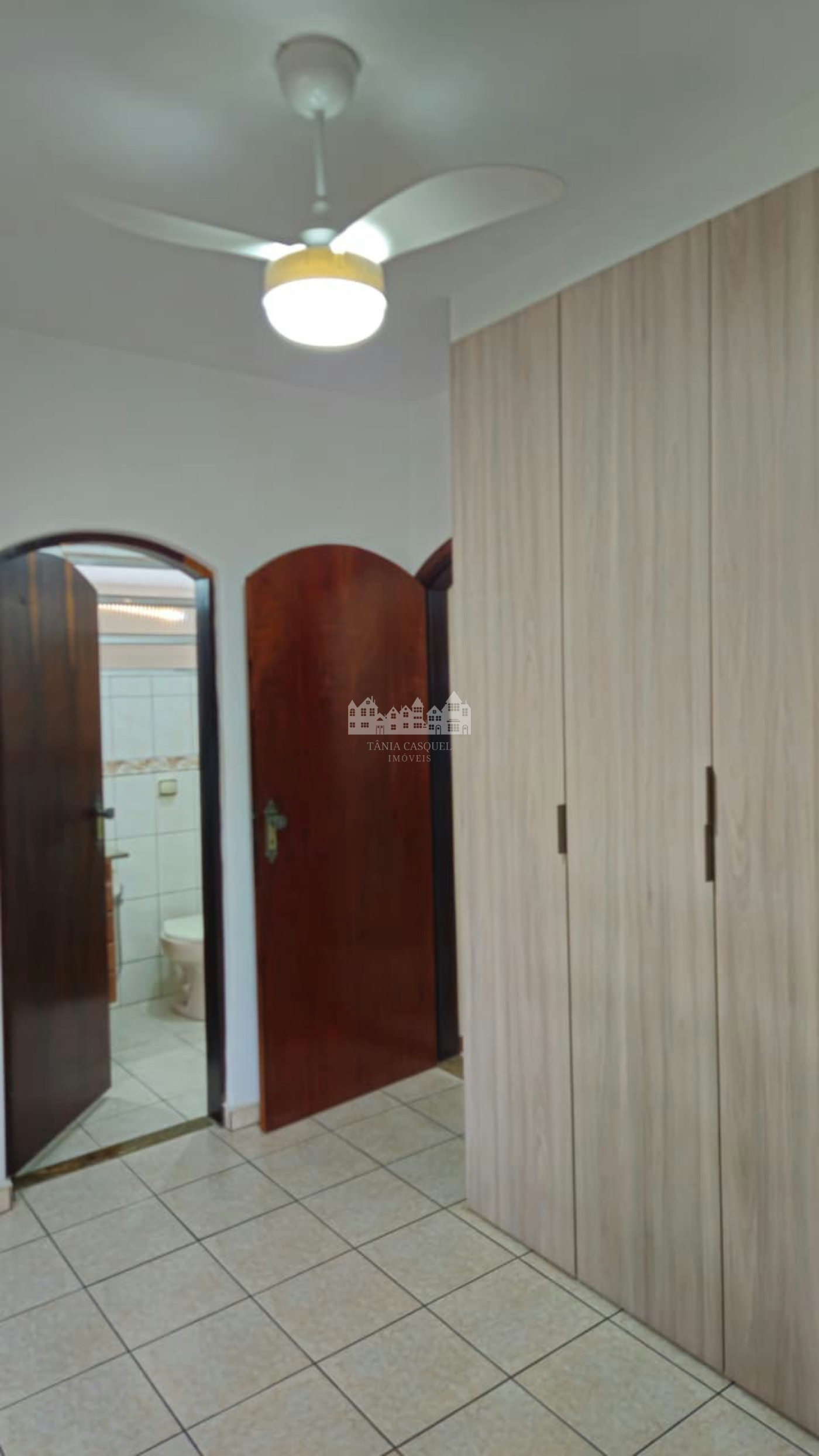 Casa Térrea com Vista para a Pedra Grande, em Nova Gardênia, Atibaia - SP