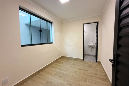 Casa à venda com 5 quartos, sendo 4 suítes, em Vila Rosália, Guarulhos, SP
