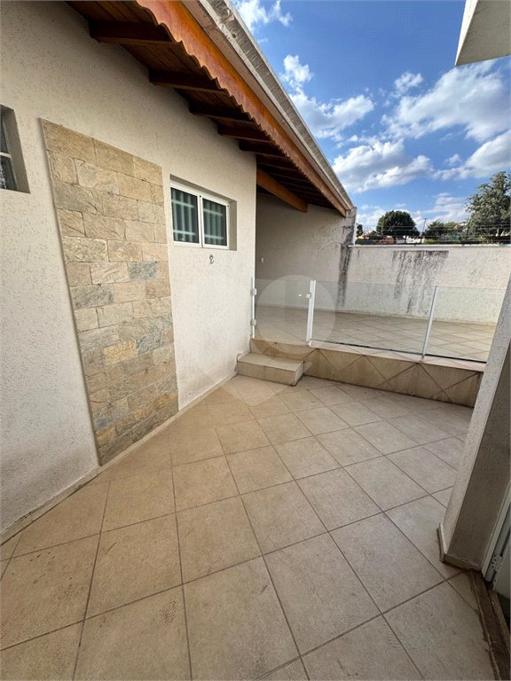 Casa à venda com 4 quartos, sendo 1 suíte, em Jardim das Samambaias, Jundiaí, SP