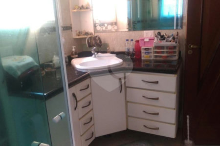 Casa à venda com 5 suítes em Arujázinho I, Ii e Iii, Arujá, SP
