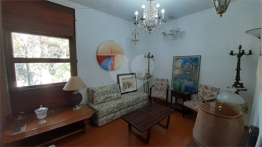 Casa à venda com 3 quartos, sendo 1 suíte, em Alto da Boa Vista, São Paulo, SP