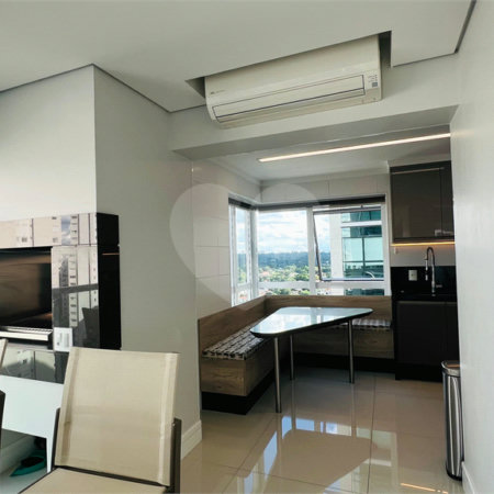 Apartamento à venda com 3 suítes em Campo Belo, São Paulo, SP