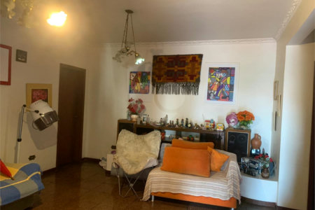 Sobrado à venda ou para alugar com 5 quartos, sendo 4 suítes, em Chácara Monte Alegre, São Paulo, SP