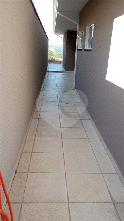 Casa à venda com 3 suítes no condomínio Picollo, Louveira - SP