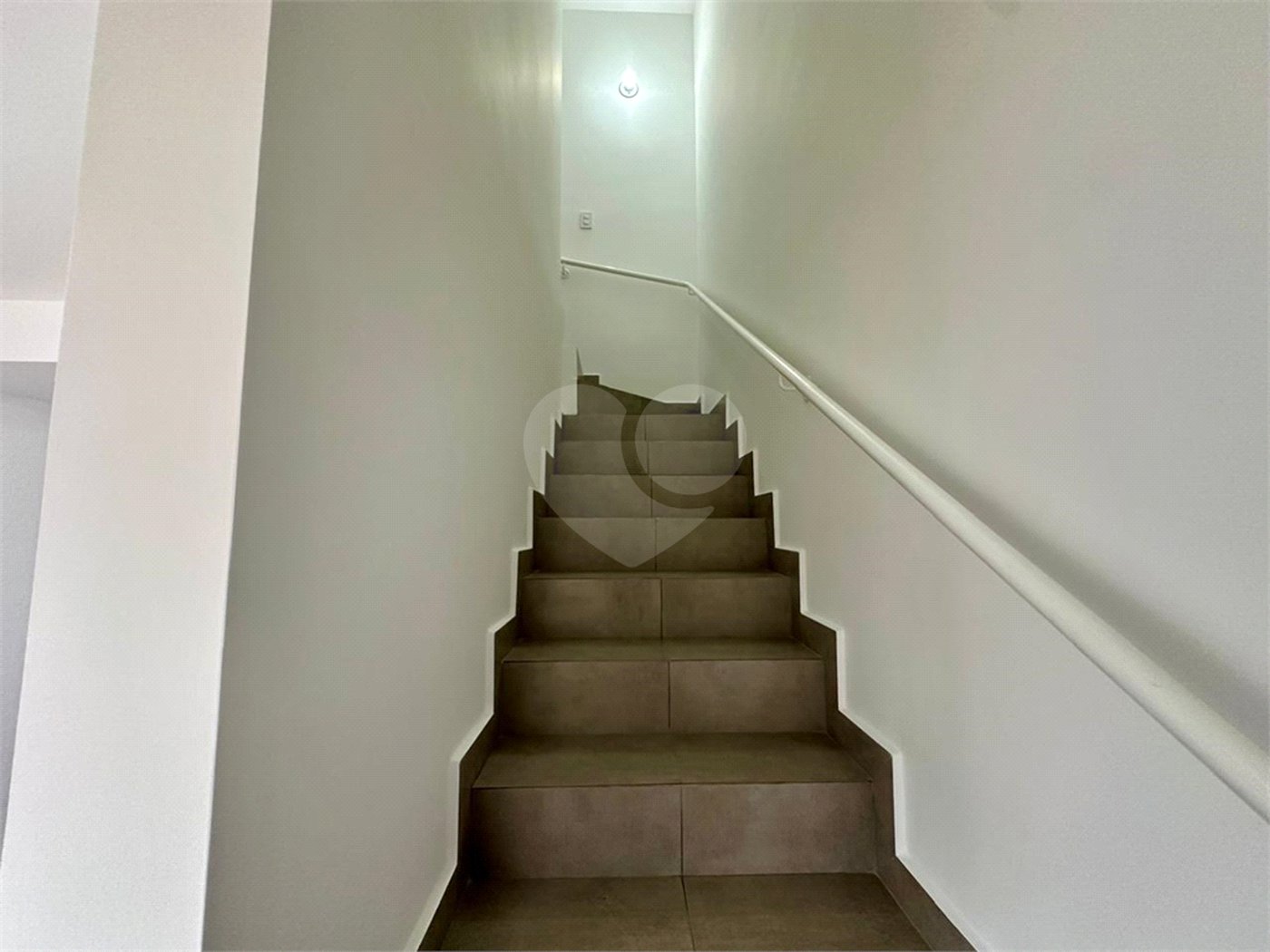 Casa à venda com 2 quartos no condomínio Residencial Vila Nova, Sorocaba - SP