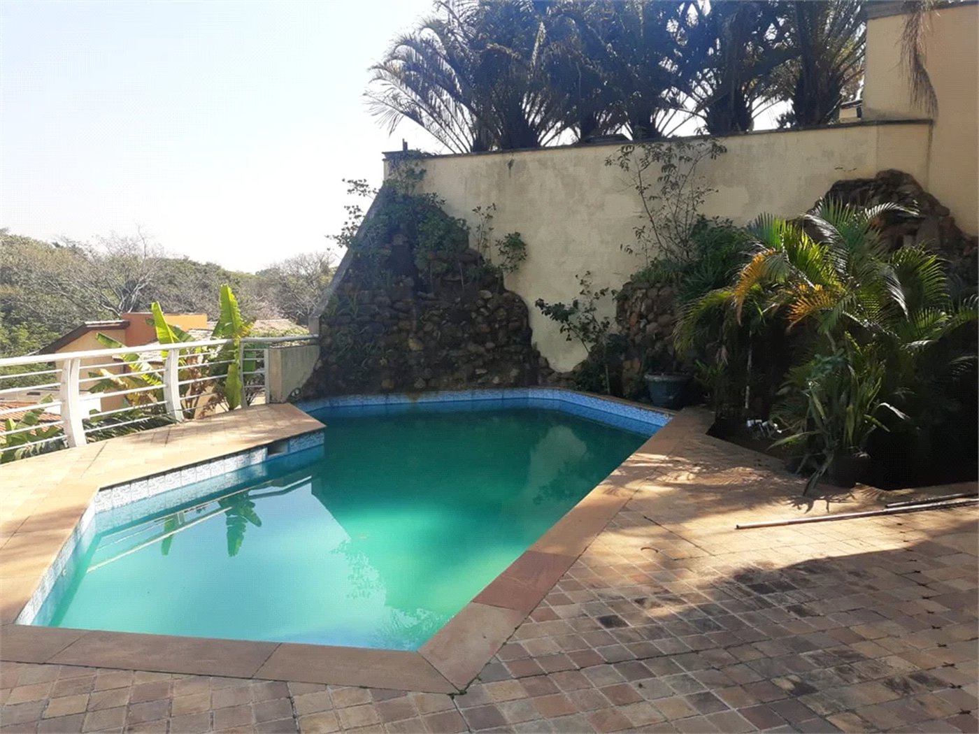 Casa à venda com 5 suítes em Jardim Leonor, São Paulo, SP