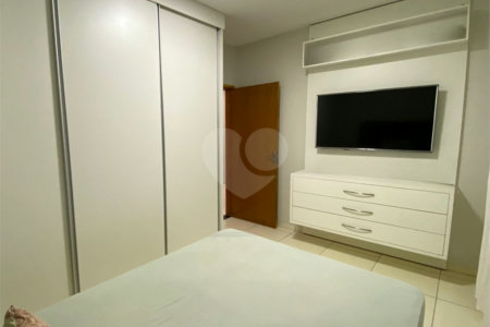 Casa à venda com 3 quartos, sendo 1 suíte, em Jardim Ibirapuera, Ponta Porã, MS