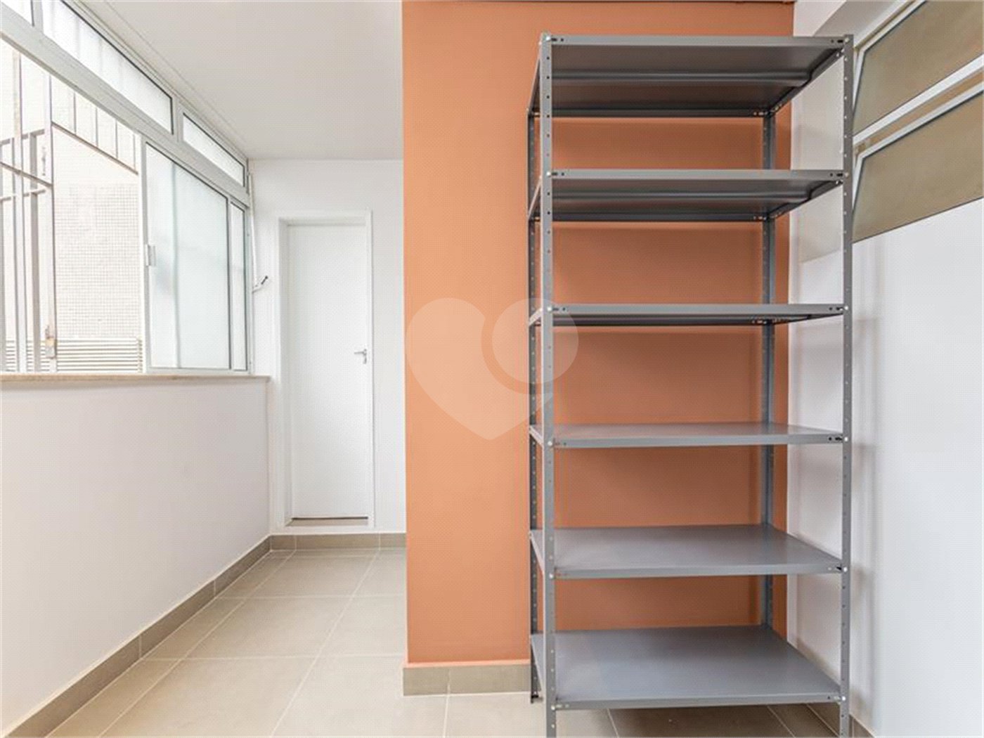 Apartamento à venda com 4 quartos, sendo 2 suítes, em Pinheiros, São Paulo, SP