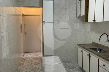 Apartamento à venda com 2 quartos em Cerqueira César, São Paulo, SP