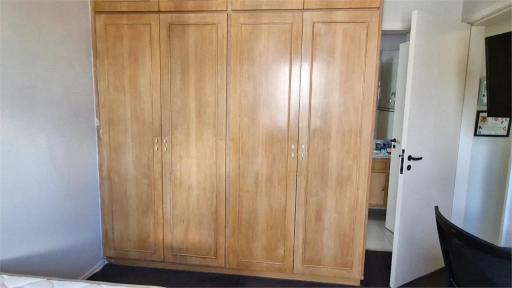 Apartamento à venda com 3 quartos, sendo 2 suítes, em Real Parque, São Paulo, SP