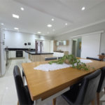 Casa à venda com 3 suítes no condomínio Village Ipanema I, Araçoiaba da Serra - SP