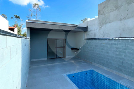 Casa à venda com 3 quartos, sendo 1 suíte,  em Vila São Paulo, Mogi das Cruzes, SP