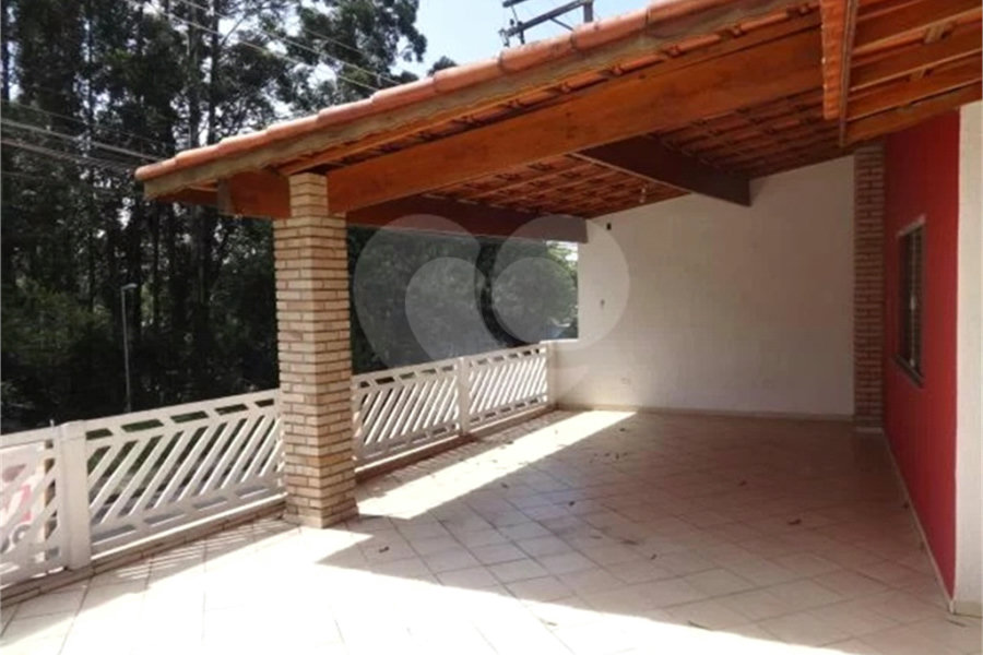 Casa à venda com 4 quartos, sendo 2 suítes, em Horto, São Paulo, SP