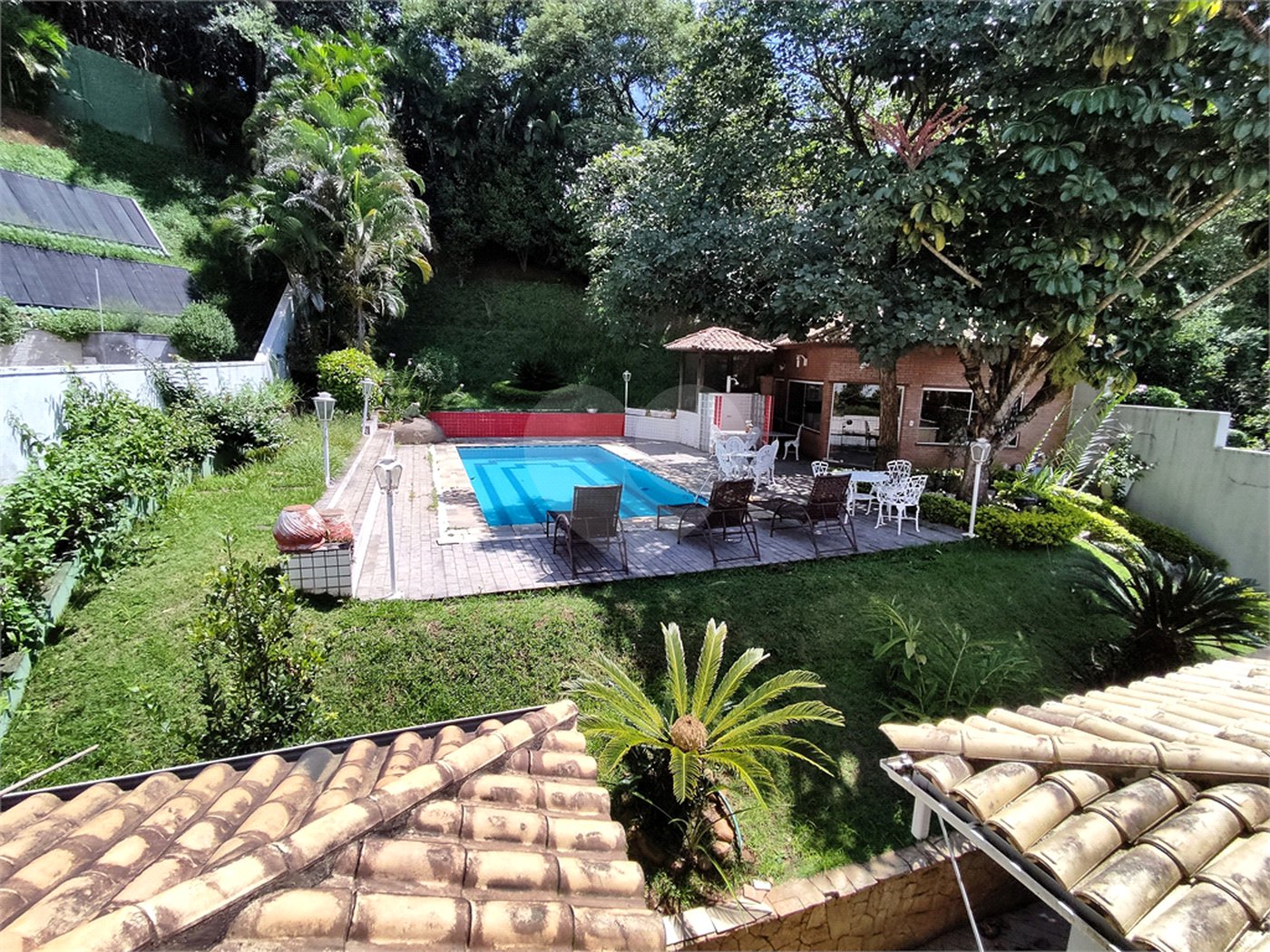 Casa à venda com 3 suítes no condomínio Residencial Jardim Itatinga, São Paulo - SP