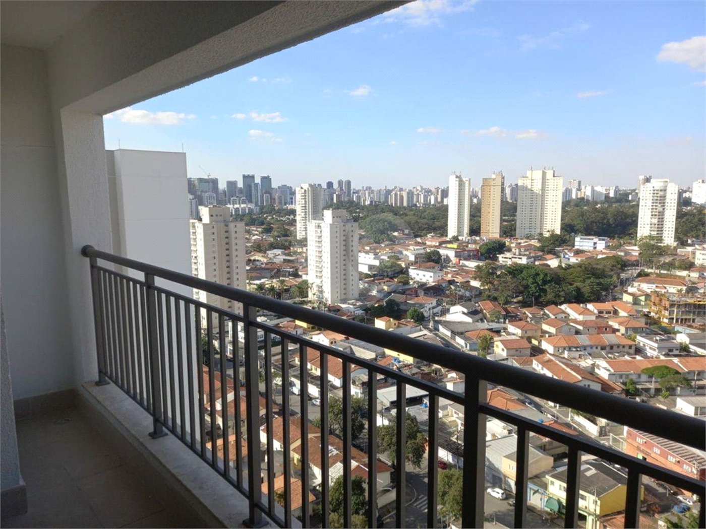Apartamento à venda com 3 suítes em Jardim Caravelas, São Paulo, SP