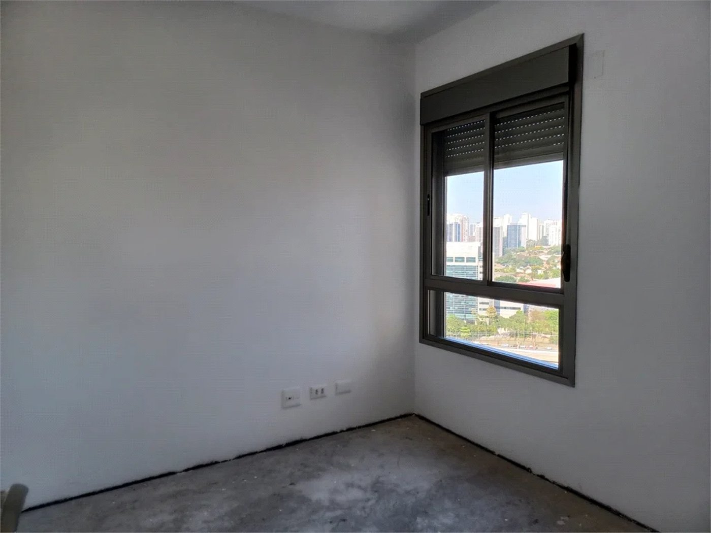 Apartamento à venda com 4 suítes em Real Parque, São Paulo, SP