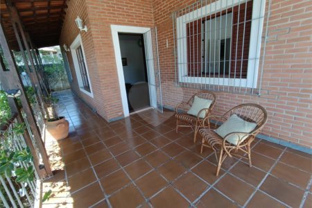 Casa para alugar com 3 quartos, sendo 1 suíte,  em Esplanada Mendes Moraes, São Roque, SP