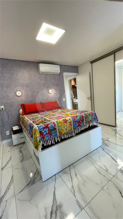 Apartamento à venda com 4 quartos, sendo 2 suítes, em Pinheiros, São Paulo, SP
