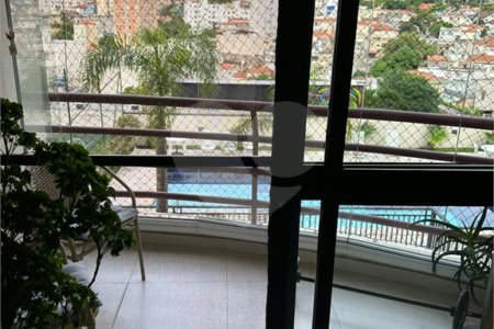 Apartamento à venda com 3 quartos, sendo 1 suíte, em Vila Monumento, São Paulo, SP