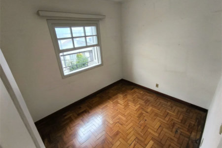 Sobrado à venda com 5 quartos, sendo 1 suíte, em Jardim Trussardi, São Paulo, SP