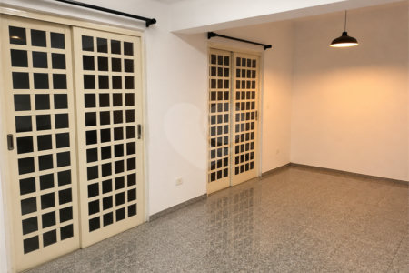 Casa à venda com 4 quartos, sendo 2 suítes,  em Jardim Bela Vista, Santo André, SP