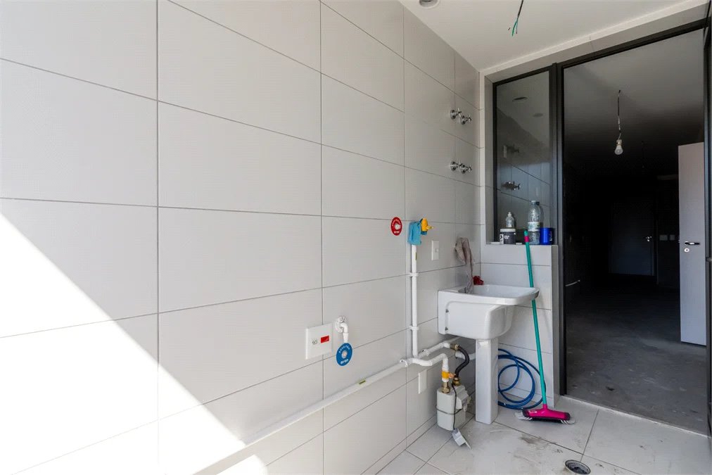Apartamento à venda com 3 suítes em Pinheiros, São Paulo, SP